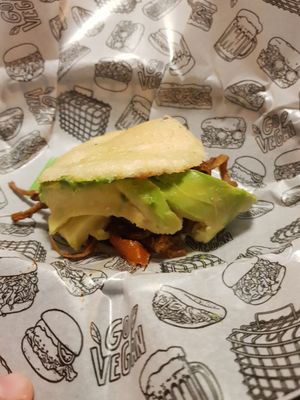  at La Loncheria Bcn in Barcelona