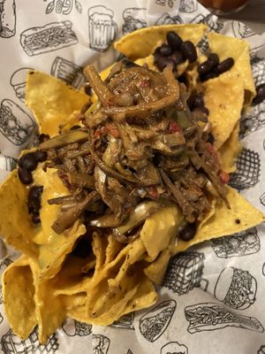 Nachos mechados #Veganuary at La Loncheria Bcn in Barcelona