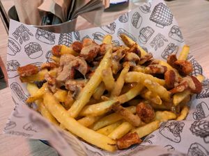 Argentinian fries at La Loncheria Bcn in Barcelona