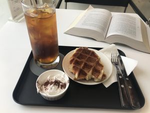 Vegan croiffle  at Nuldam Space - 널담은공간 경복궁점 in Seoul