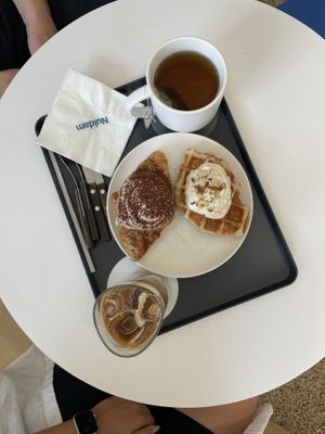 Unbelievable 😍 croissant and croffle   at Nuldam Space - 널담은공간 경복궁점 in Seoul