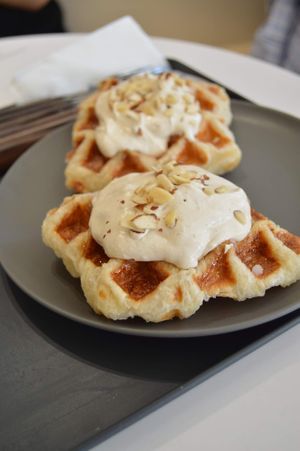Croffles with peanut cream (meringue) at Nuldam Space - 널담은공간 경복궁점 in Seoul