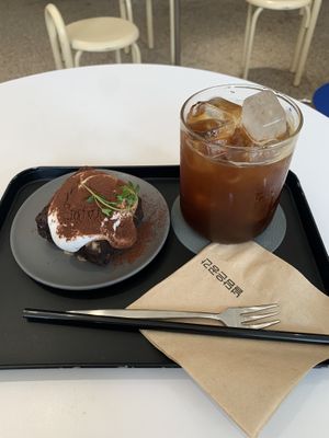   at Nuldam Space - 널담은공간 경복궁점 in Seoul