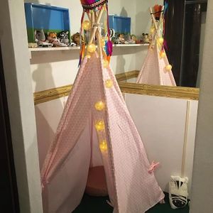 Hide and seek? at O Ninho Family Bar in Lagos