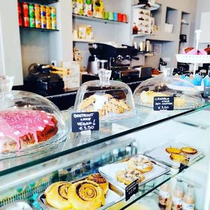 Veganos ou sem lactose... E caseiro!
✨😋🍪
Vegan or dairy free.... And homemade!
✨😋🍪 at O Ninho Family Bar in Lagos