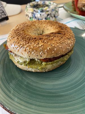 Pesto Vegan Bagel sehr lecker   at O Ninho Family Bar in Lagos