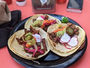Showing the different toppings at V De Vegano  in Mexico City