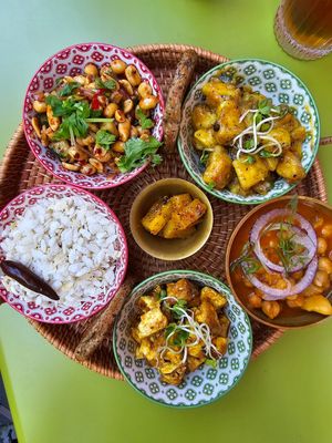 A set for two (not hungry people) at Dalbhat in Berlin