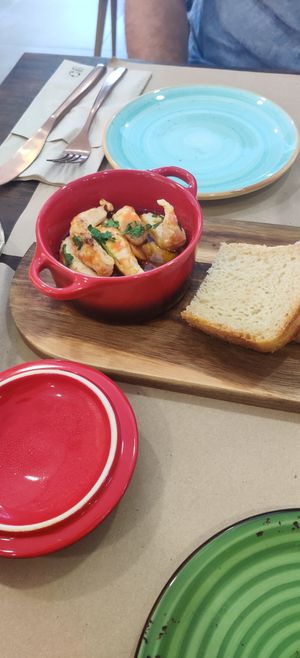 'Prawns' pill pil at Puravita Vegan  in Estepona