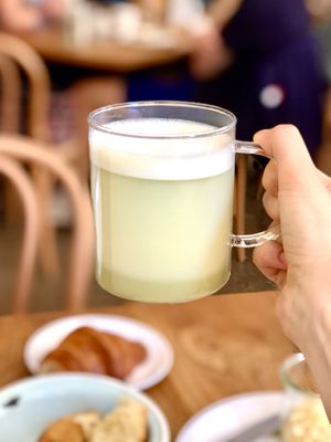 matcha latte with the best oat milk!  at FREA Bakery in Berlin