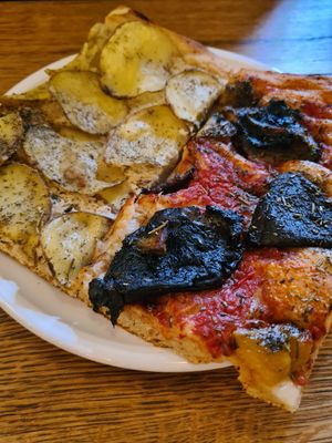 Pizza at FREA Bakery in Berlin