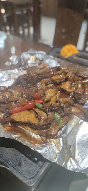 Broiled mushrooms at Fu Hui Ci Yuan Vegetarian Restaurant in Beijing