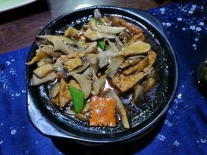 tofu with mushrooms at Fu Hui Ci Yuan Vegetarian Restaurant in Beijing