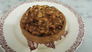 Périgord walnut tart with dairy free toffee at Avec&Sans in Perigueux