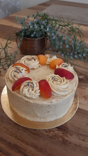 Apricot and lavender... summer perfumes! at Avec&Sans in Perigueux