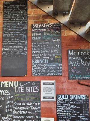  at Cafe Glitz @ Brisco in Newtown