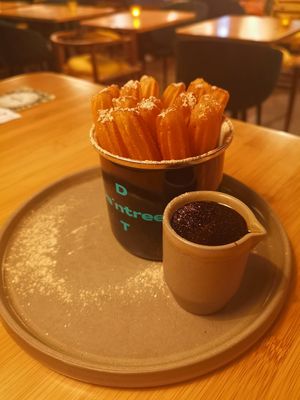 Dark Desire - churros with vegan chocolate sauce at Daintree in Kempten