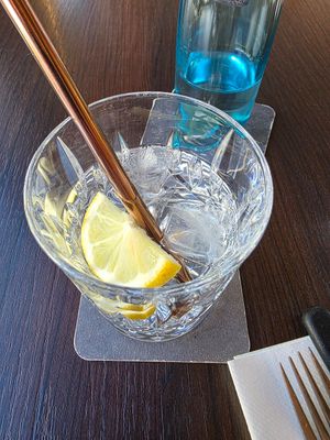 Mit Eis und Zitrone🥰 at Twist Hoch2 in Donaueschingen