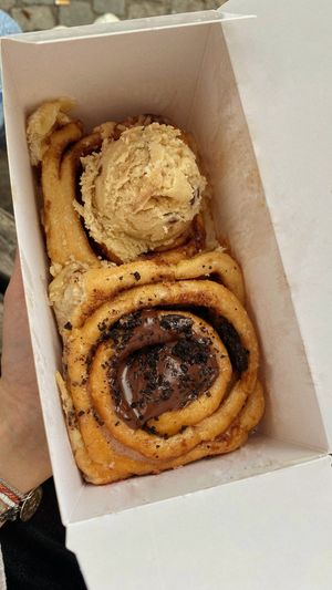Oreo and Cookie Dough Cinnamon Roll😻😋  at Cinnamood in Cologne
