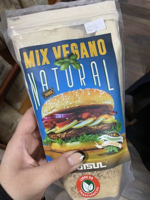 mix de hamburgesa  at El Granero de Moll in Chonchi