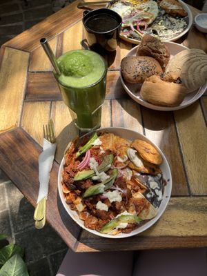Chilaquiles saludables con Chorisoya, queso y crema de almendra   at Hierba Santa in Tuxtla Gutierrez