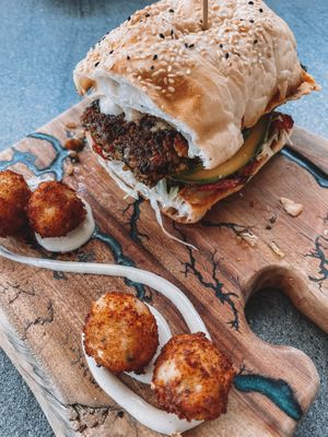 BEST BURGER EVER at The Cardamom Pod in Southport