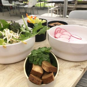 salad, tofu, veggies  at Uferlos in Stein Am Rhein