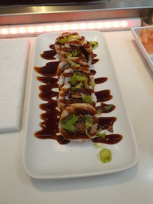 Housing mock duck roll at Yo! Sushi - Trafford in Manchester