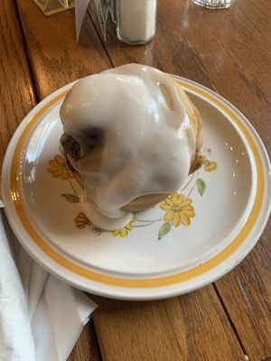 Vegan cinnamon rollls  at The National Cafe in Milwaukee