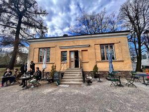 Kahvila Rakastan.  at Kahvila Rakastan in Helsinki