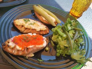  at Kahvila Rakastan in Helsinki