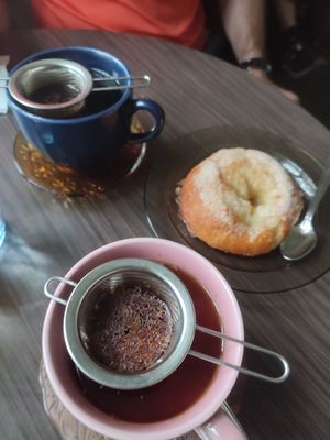  at Kahvila Rakastan in Helsinki