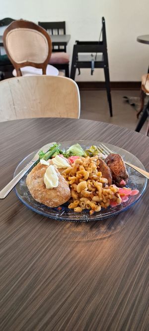 Menu de almoço at Kahvila Rakastan in Helsinki