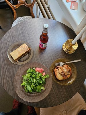  at Kahvila Rakastan in Helsinki