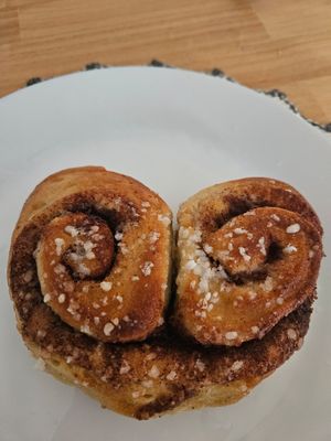  at Kahvila Rakastan in Helsinki