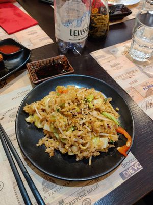 Riso con verdure [SENZA uova] at Ristorante Tian Tian in Bologna