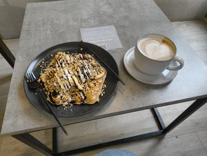  at Bobo Coffee and Tea House in Haemeenlinna