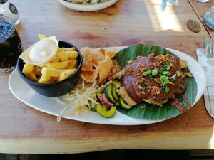 Vegan Saté at Strandrestaurant Werelds in The Hague