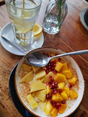 Vegan yoghurt at Strandrestaurant Werelds in The Hague