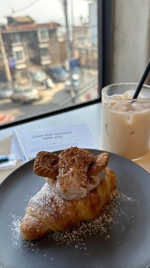   at Nuldam Space - Haebangchon in Seoul