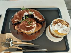  at Nuldam Space - Haebangchon in Seoul