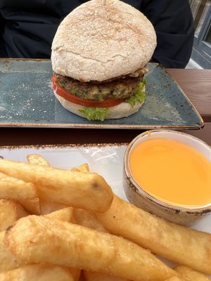 I forgot to take a picture of my „Held“ burger  at Peter Pane in Nuremberg