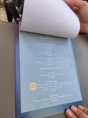  at Greens Cafe Deli in Kempen