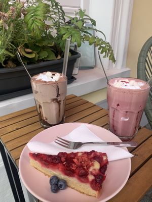 ☺️  at Greens Cafe Deli in Kempen