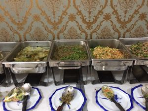 All you can eat buffet for 30 000 kips at Phounsub Restaurant in Vientiane