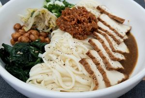 Mixed Kalguksu noodles - close-up at JumJumJumJumJumJum - 점점점점점점 in Seoul