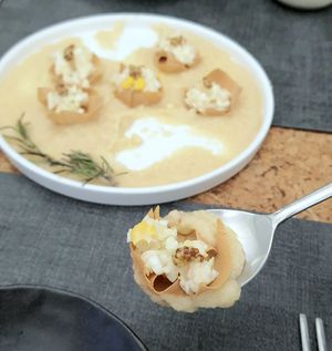 Tofu on apple nest - close-up at JumJumJumJumJumJum - 점점점점점점 in Seoul