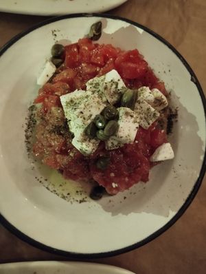 Tomato salad with feta at The Kourmpeti - To Koypmtteti in Thessaloniki