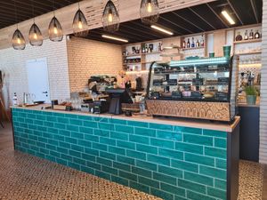 Open bar/kitchen/prep. area at FLORISTA Cafe in Miloslavov