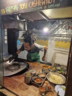 Entertainer at Pad Thai Cart in Pai